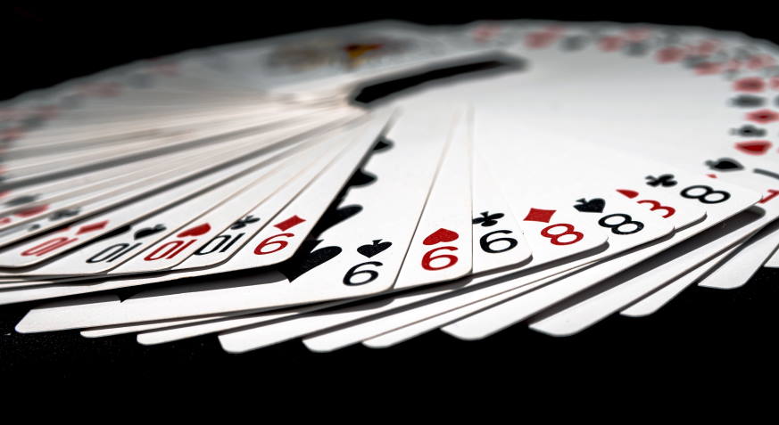 What are the chances of winning blackjack?